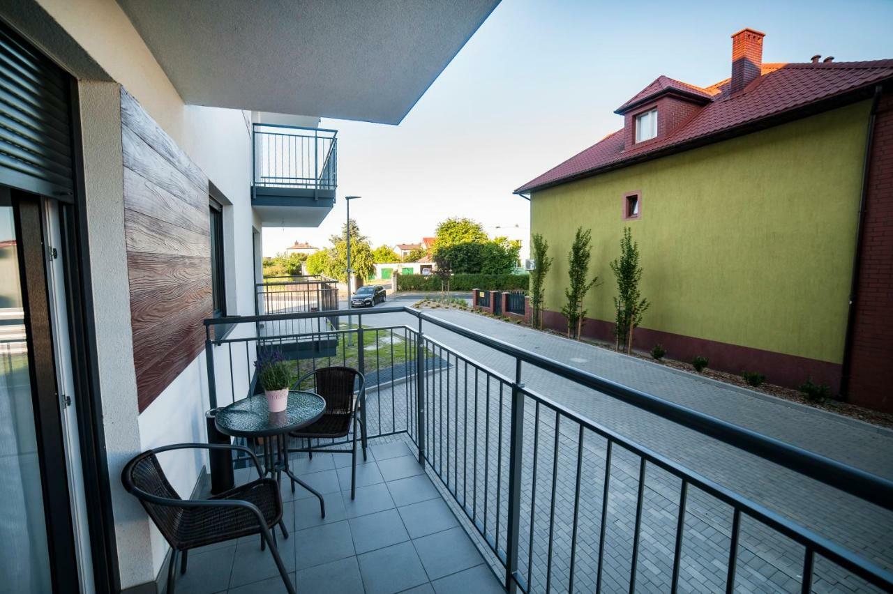 Appartement Urban Apart Uniejów Extérieur photo